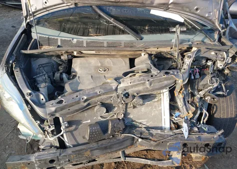 2015 Toyota Sienna Se 8 Passenger from USA, damaged, VIN 5TDXK3DC6FS596817